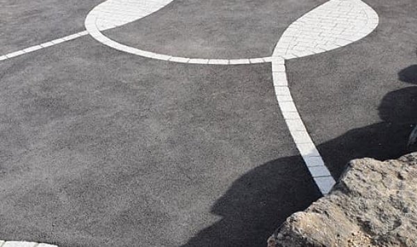 Création d'une cour en enrobé à Chalamont